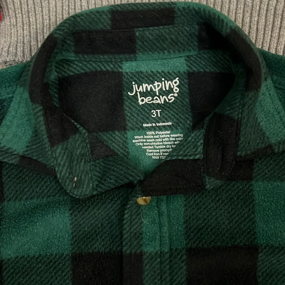 Bundle of 6❗️Grinch Sweater & Fleece 1/4 Zip Tops & Turtleneck-Size 3T - Picture 6 of 16